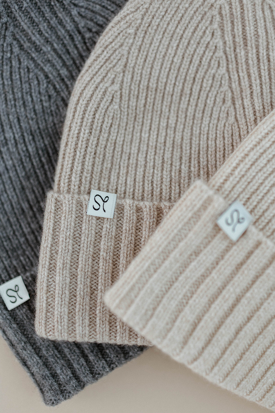 Cashmere Ribbed Hats