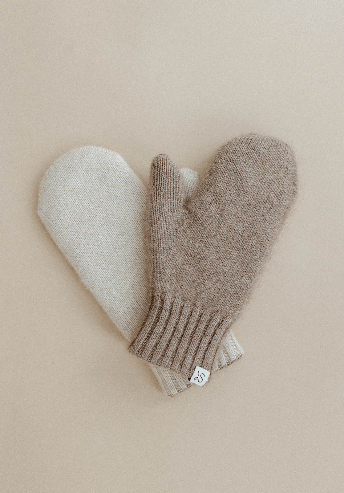 Cashmere Reversible Mittens