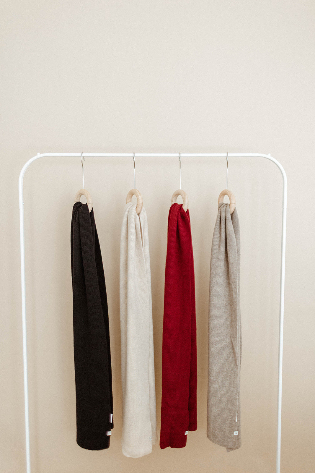 Cashmere Ribbed Scarf