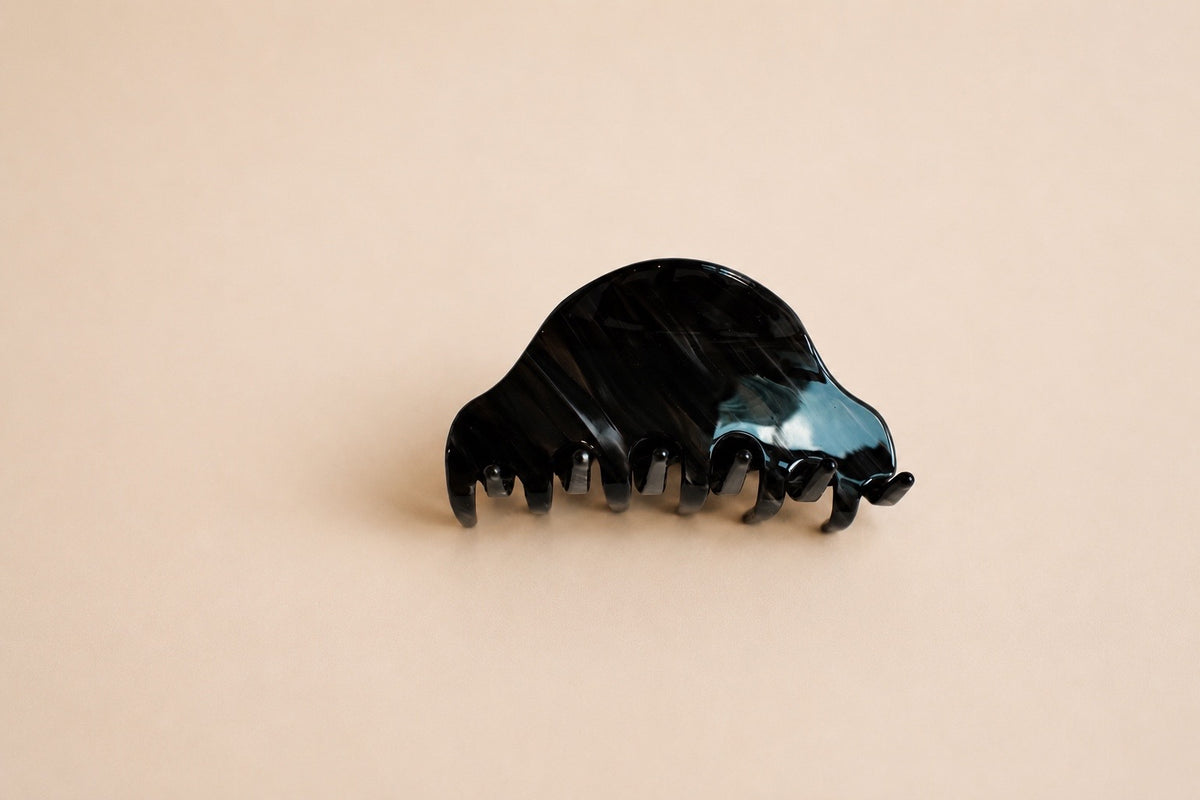 Symtarae Hair Claw Clip